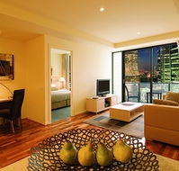 Oaks on Lonsdale - Accommodation Gladstone