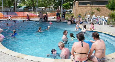 Cohuna Waterfront Holiday Park - Accommodation Gladstone 2