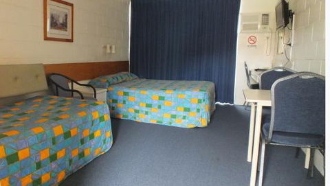 Central Motel - Accommodation Gladstone 4