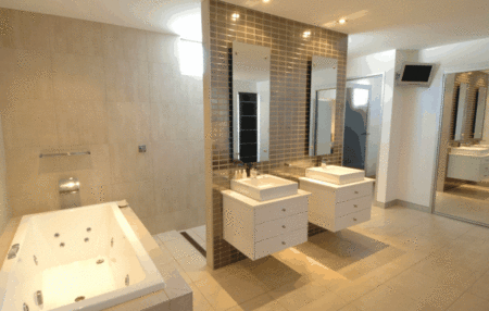 Alex Beach House - Accommodation Gladstone 4