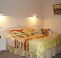 Melaleuca Wey Bed  Breakfast - Accommodation Gladstone