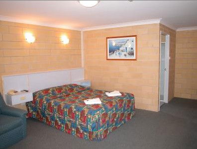 Admiral Nelson Motor Inn - Accommodation Gladstone 1