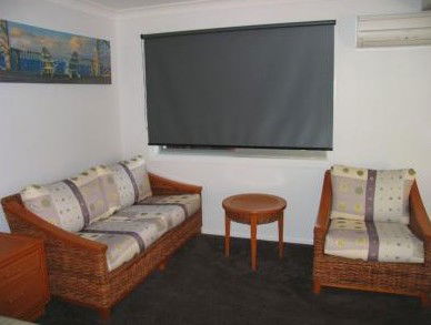 Next Yamba Norfolk Motel - Accommodation Gladstone 3