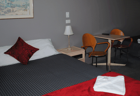 Tea Gardens Hotel Motel - Accommodation Gladstone 3