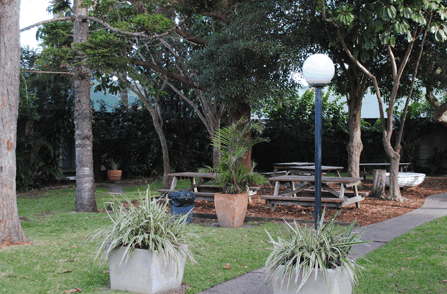 Tea Gardens Hotel Motel - Accommodation Gladstone 4