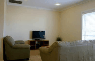 Cadman Apartments - Accommodation Gladstone 1