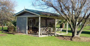 Golf View Motor Inn - Accommodation Gladstone 1