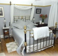 The Manor Bed and Breakfast - Accommodation Gladstone