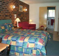 Esk Wivenhoe Motor Inn - Accommodation Gladstone