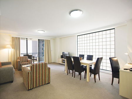 Oaks On Castlereagh - Accommodation Gladstone 2