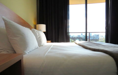 Waldorf Apartment Hotel - Accommodation Gladstone 2
