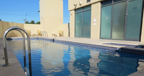Waldorf Apartment Hotel - Accommodation Gladstone 3