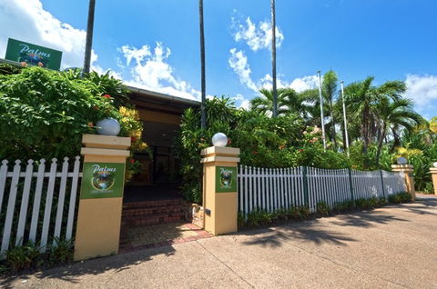 Palms City Resort - Accommodation Gladstone 0