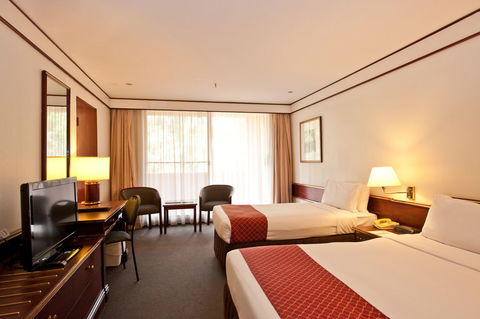 Aspire Hotel Sydney - Accommodation Gladstone 0