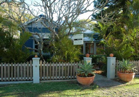 Burns At Byron - Accommodation Gladstone 0
