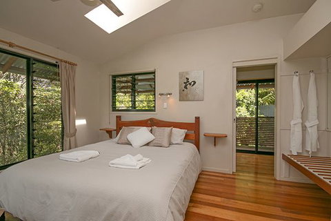Tallaringa Views - Accommodation Gladstone 5