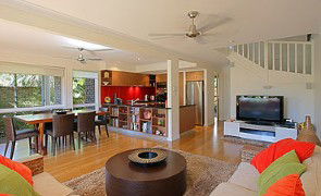 Aaah @ Byron - Accommodation Gladstone 0