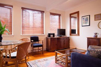 Broadview Waterfront Apartments - Accommodation Gladstone 2