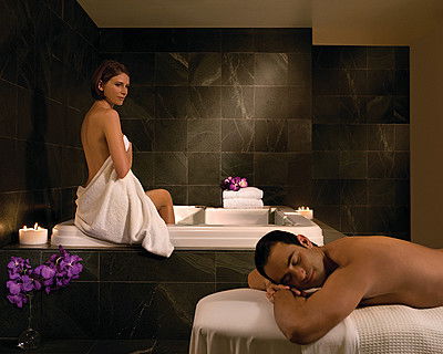 Four Seasons Hotel Sydney Spa - Accommodation Gladstone 1