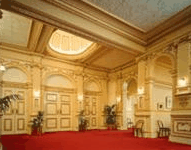 His Majestys Theatre - Accommodation Gladstone