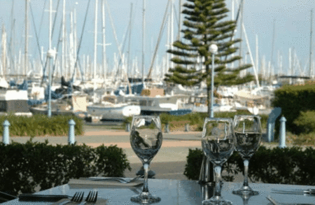 Manly Harbour Village - Accommodation Gladstone 3