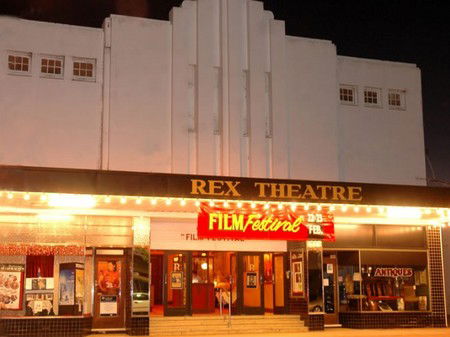 The Rex Theatre - Accommodation Gladstone 3