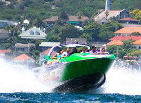 Downunder Jet - Accommodation Gladstone 2