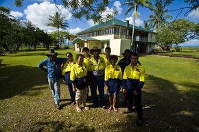 Kookaburra Tours - Accommodation Gladstone 2