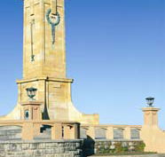 Fremantle War Memorial - Accommodation Gladstone