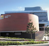 Roundhouse Theatre - Accommodation Gladstone