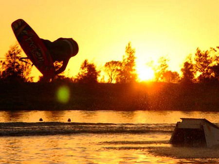 Bonney's WA Water Ski Park - Accommodation Gladstone 0