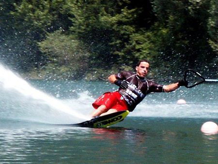 Bonney's WA Water Ski Park - Accommodation Gladstone 2