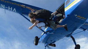 Skydive The Beach - Accommodation Gladstone 1