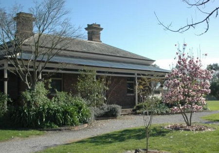 The Old Cheese Factory - Accommodation Gladstone 0