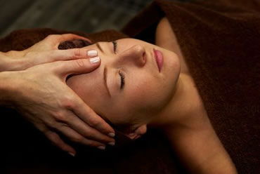 Rejuvenate Salon And Day Spa - Accommodation Gladstone 1