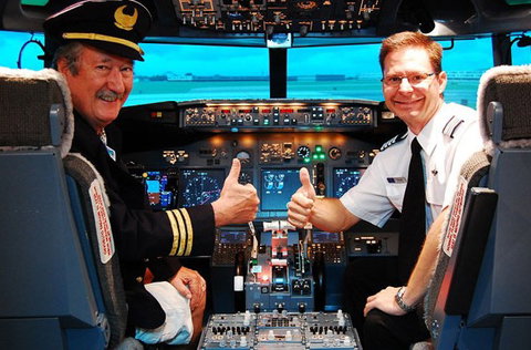 Flight Experience - Brisbane - Accommodation Gladstone 2