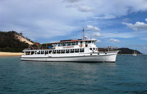 Brisbane Cruises - Accommodation Gladstone 2