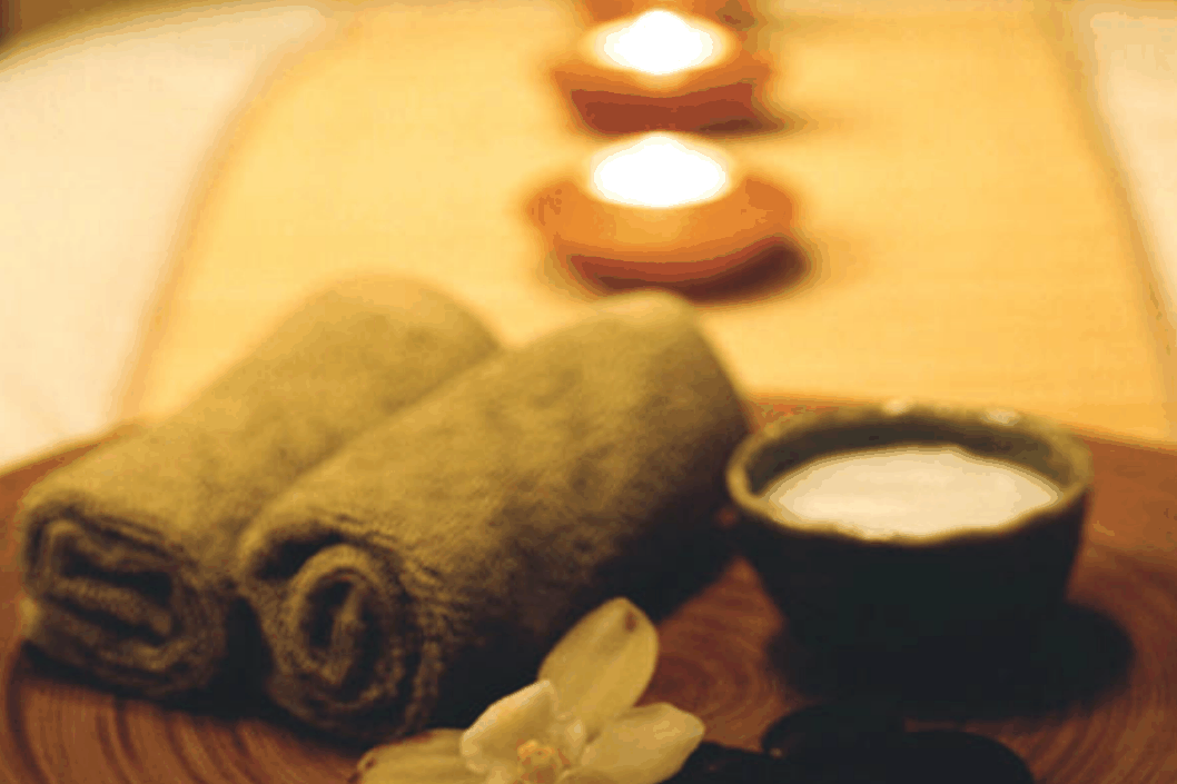 AQueous Spa - Accommodation Gladstone 5