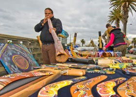 St Kilda Esplanade Market - Accommodation Gladstone 4