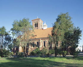 Yourdamung Lake WA Accommodation Gladstone