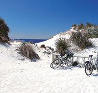 Little Parakeet Bay - Accommodation Gladstone