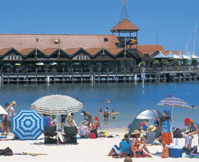 Sorrento Quay - Accommodation Gladstone 0