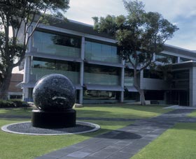 Centenary Gardens - Accommodation Gladstone 0