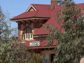 Moonta Tourist Office - Accommodation Gladstone 0