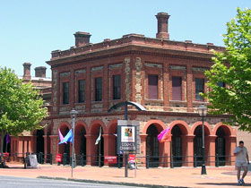 Port Community Arts Centre - Accommodation Gladstone 0