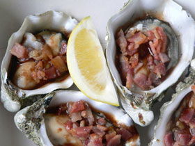 The Oyster Farm Shop - Accommodation Gladstone 0