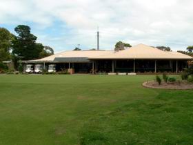 Thaxted Park Golf Club - Accommodation Gladstone 0