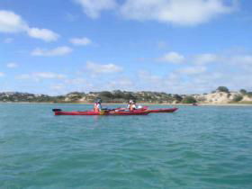 Earth Adventure - Accommodation Gladstone 0