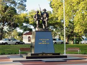 Vietnam War Memorial - Accommodation Gladstone 0
