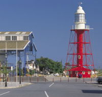Fisherman's Wharf Market - Accommodation Gladstone